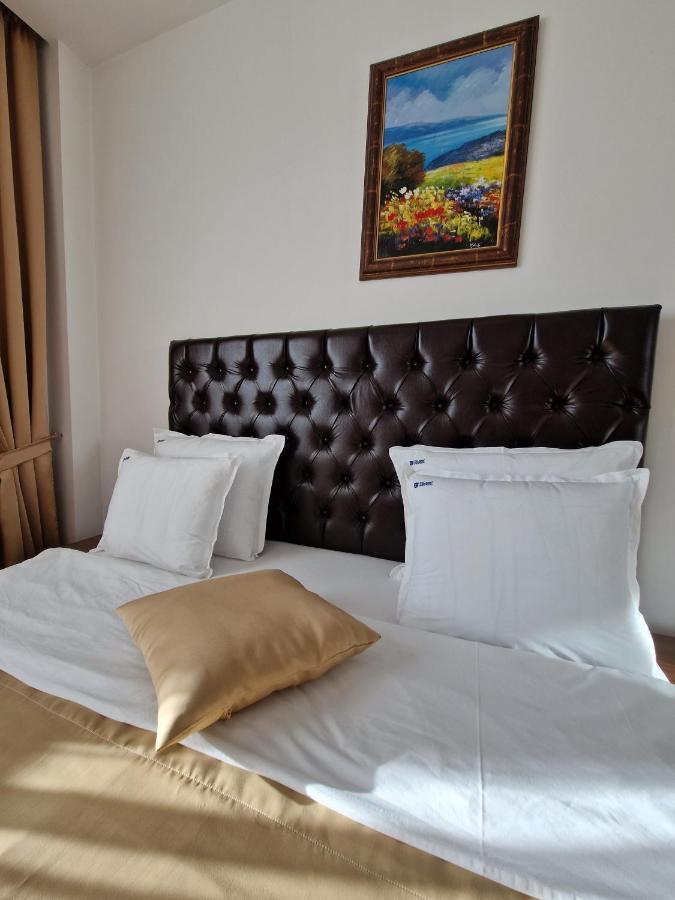 Motel Celebic Mitrovici  Eksteriør bilde